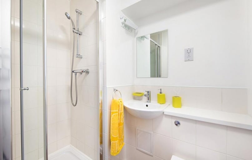 Herne Hill, Blackheath, London - Image 1